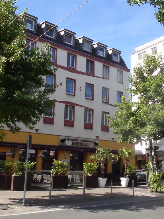 Hotel Lex Хаген Экстерьер фото